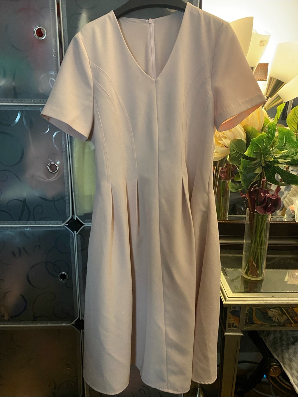 Pale Pink Long midi Dress with front Pleats and side pockets. Size M - Like New